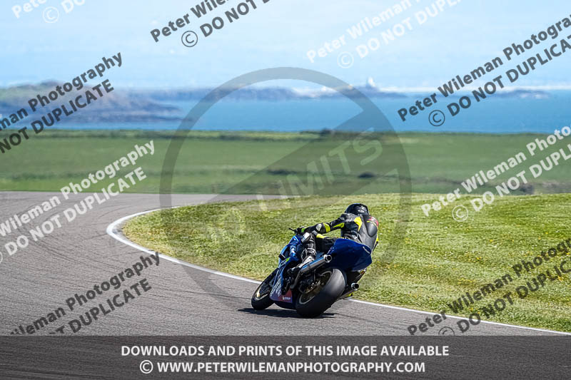 anglesey no limits trackday;anglesey photographs;anglesey trackday photographs;enduro digital images;event digital images;eventdigitalimages;no limits trackdays;peter wileman photography;racing digital images;trac mon;trackday digital images;trackday photos;ty croes
